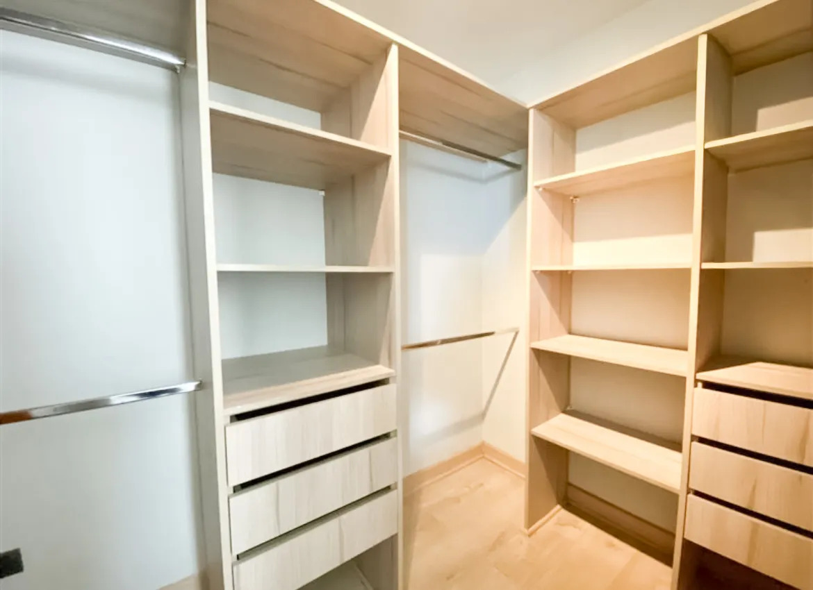 Venta Casa Mediterranea 4D y 4B Condominio Peumay&eacute;n Colina Santiago