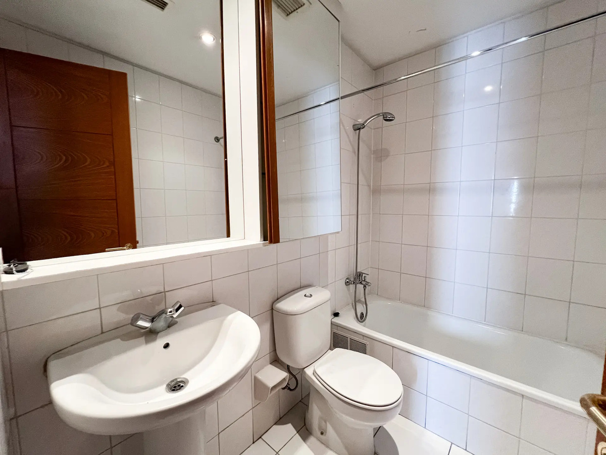 Venta 2D en 4B + serv. Valle Escondido, Lo Barnechea