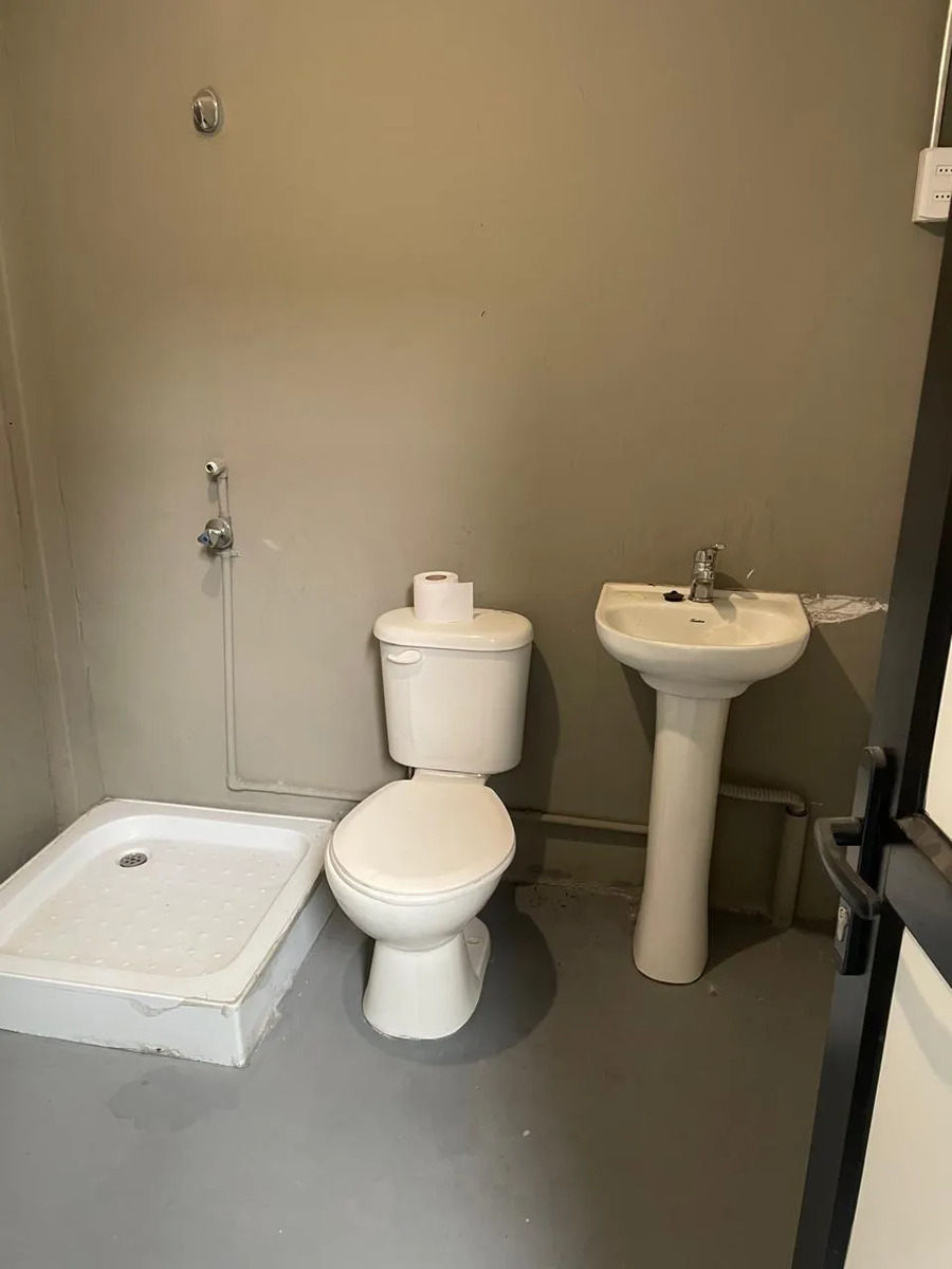 Arriendo Galp&oacute;n 1 Oficina y 2B 200 Mts - Lo Boza