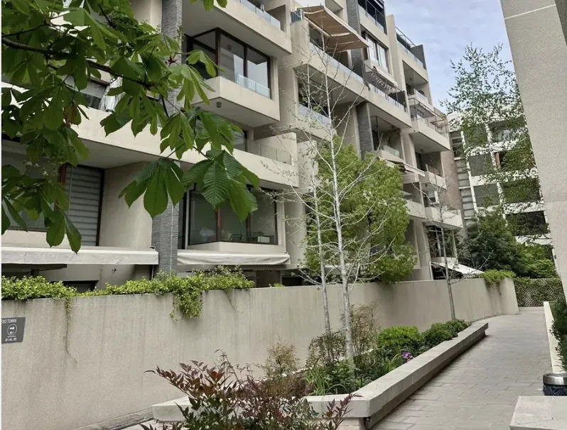 Arriendo Departamento Duplex 3D + servicio  La Dehesa - Lo Barnechea