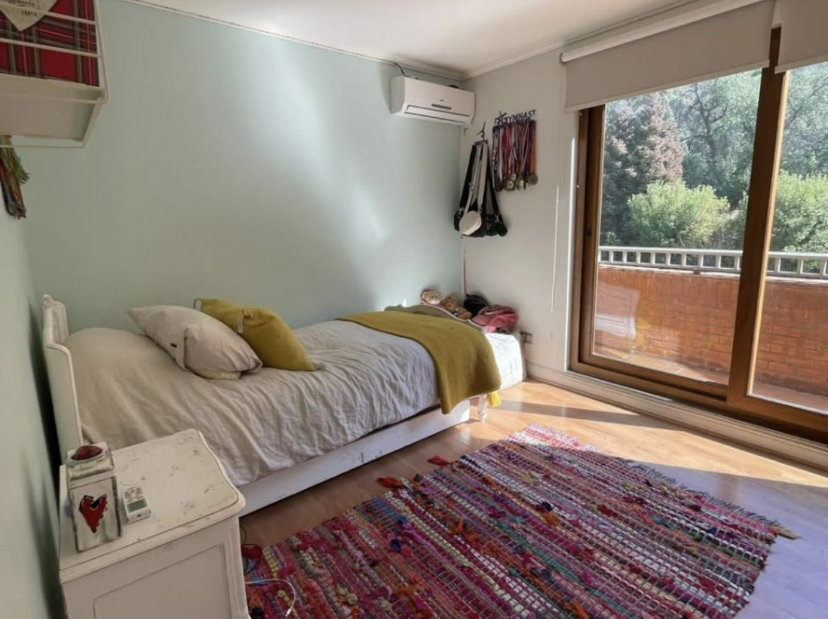 Venta Casa NP 4D no perimetral 4B 2E Los Trapenses - Lo Barnechea