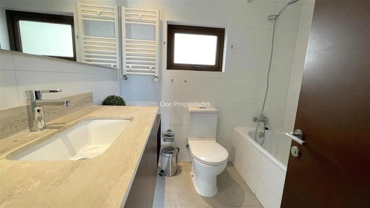 Casa 3D 3B El Array&aacute;n - Lo Barnechea
