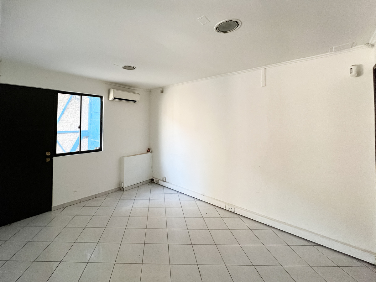 Arriendo Galpón 450 Mts en Quinta Normal - Balmaceda  