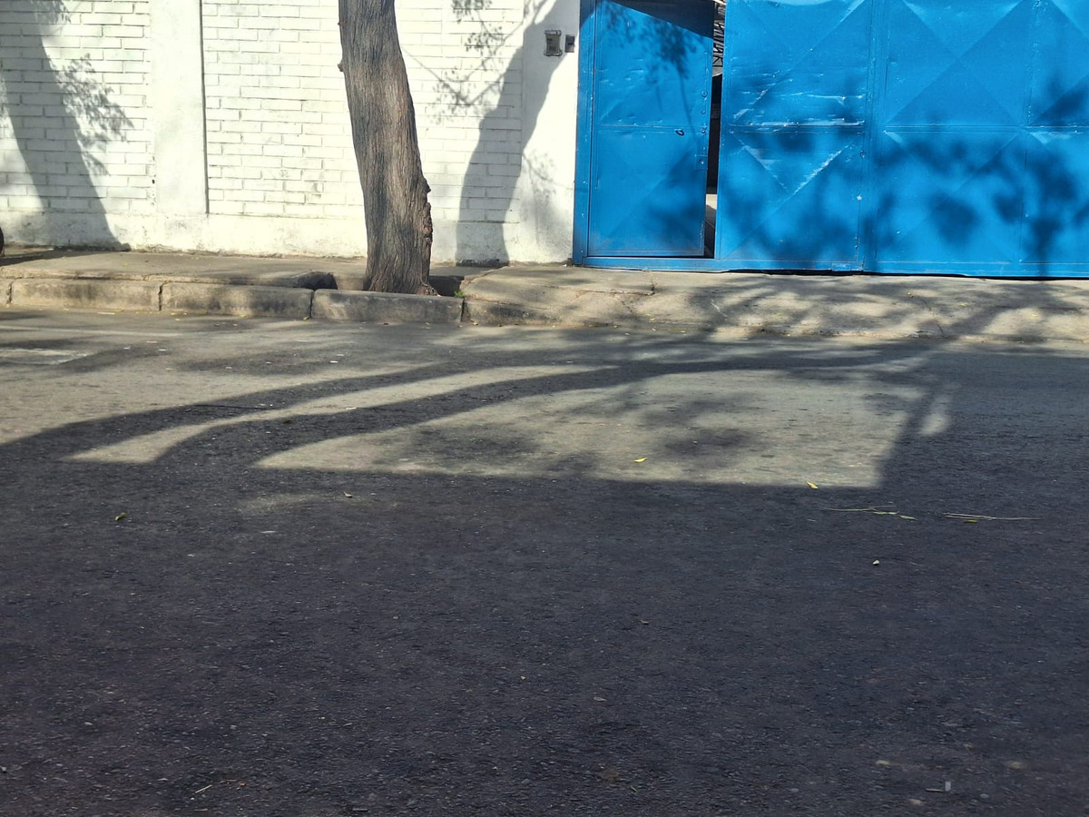 Galpón y Oficina 450 Mts - Santiago