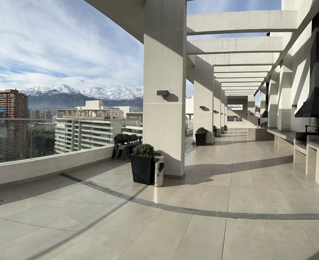   P 2D Walk-in cl&oacute;set en suite 2B 1E 1Bd Parque Arauco - Las Condes