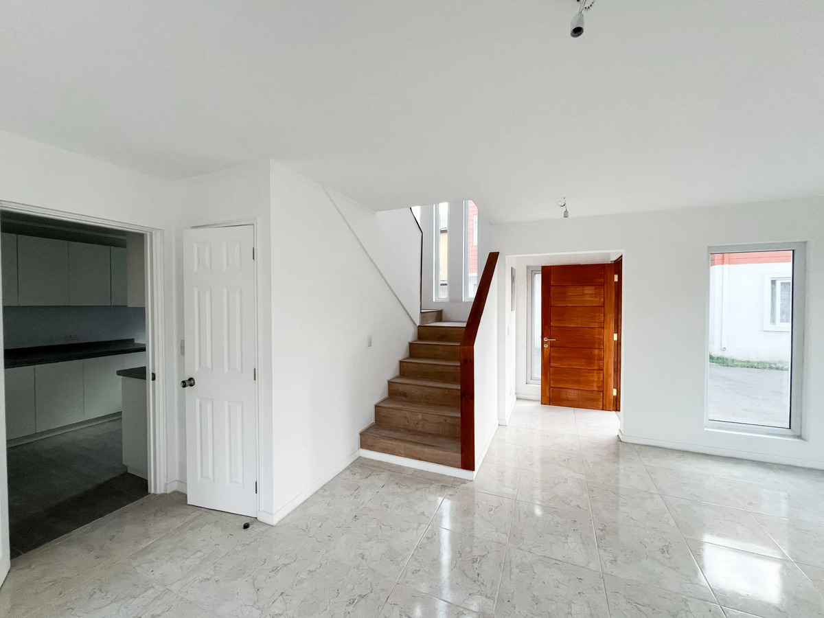 Venta Casa Mediterranea 3D y 3B Pe&ntilde;aflor Santiago