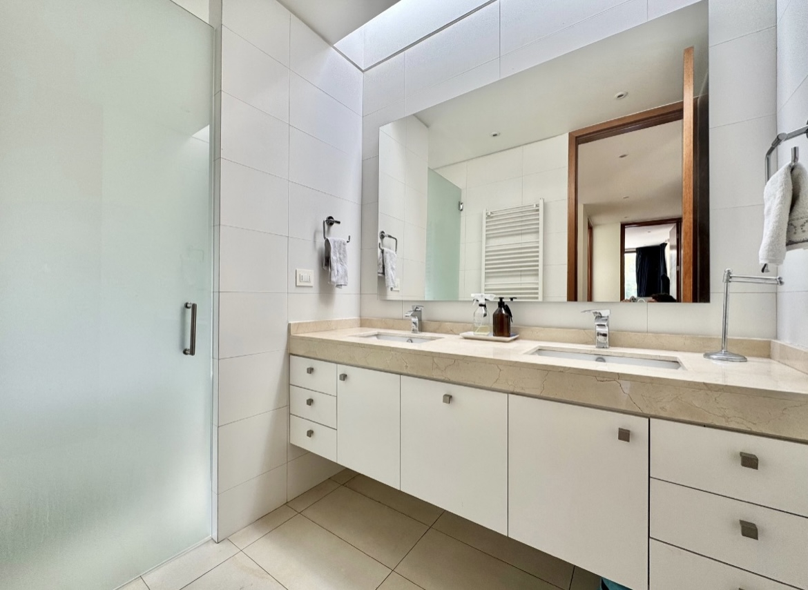 Venta Maravillosa Casa 6D 6B 4E - Lo Barnechea