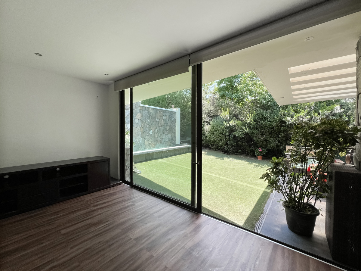 Venta Casa Arquitecto 4D 5B 3E Los Trapenses - Lo Barnechea