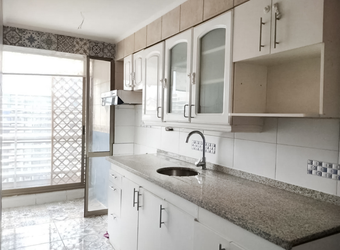 Venta Departamento 2D y 1B + servicio - Metro Manquehue