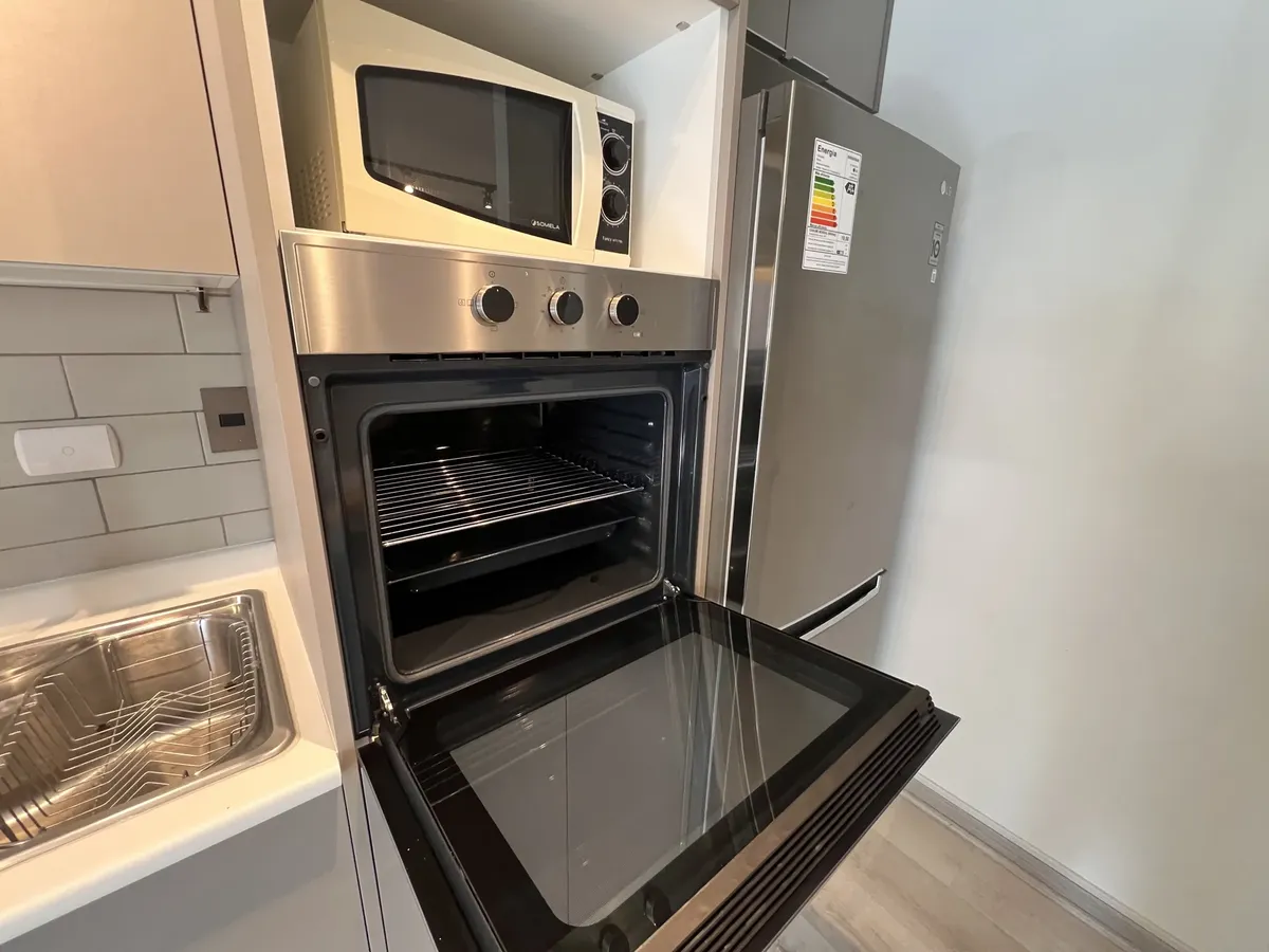 Arriendo 1er piso Departamento 3D 2B 1E Juan XXIII - Vitacura