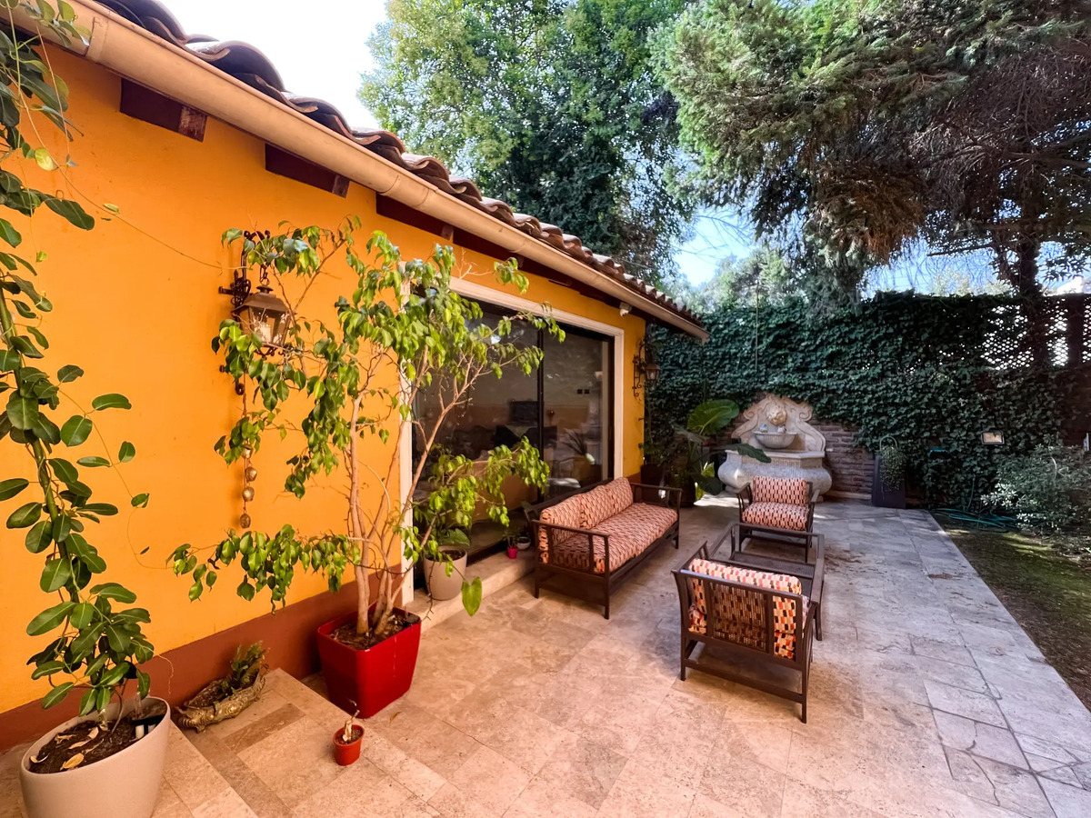 Arriendo Casa 7D 7B 6E 2B Los Dominicos - Las Condes