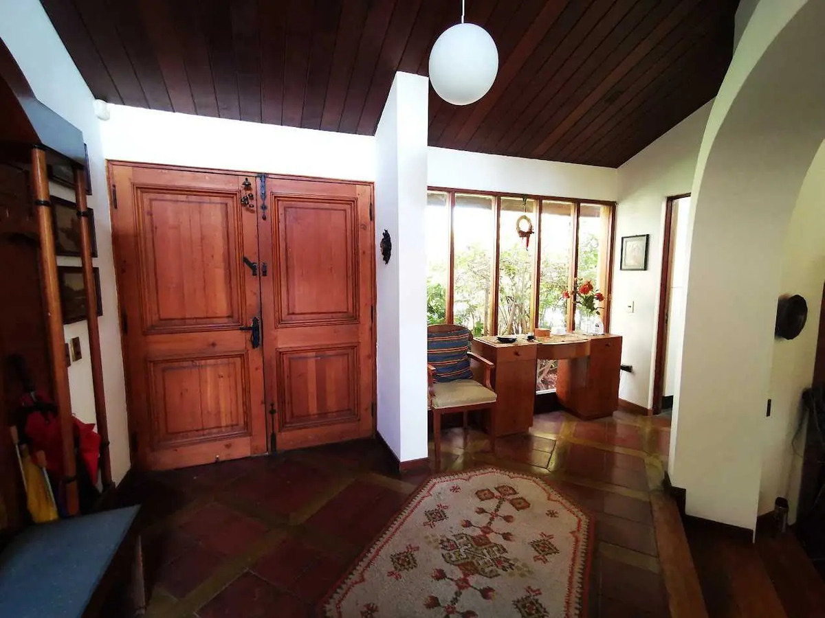 Casa Venta NP 5D 5B 2E 1Bd Los Dominicos - Las Condes