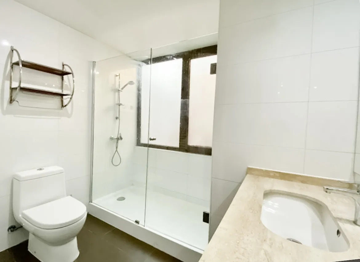 Venta Casa Mediterranea 4D y 4B Condominio Peumay&eacute;n Colina Santiago