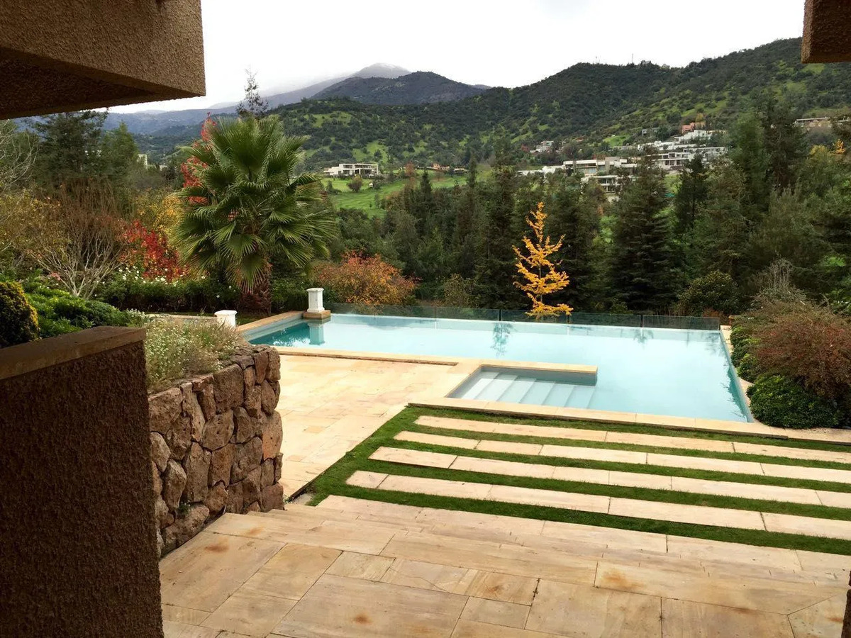 Venta Casa de 6.000 m2 Valle Escondido - Lo Barnechea