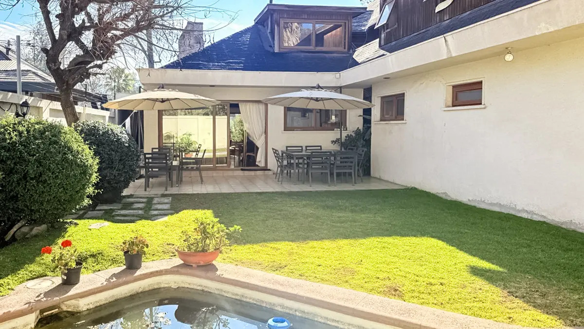 Exclusiva Casa en Venta 6D y 4B Escriv&aacute; de Balaguer, Vitacura