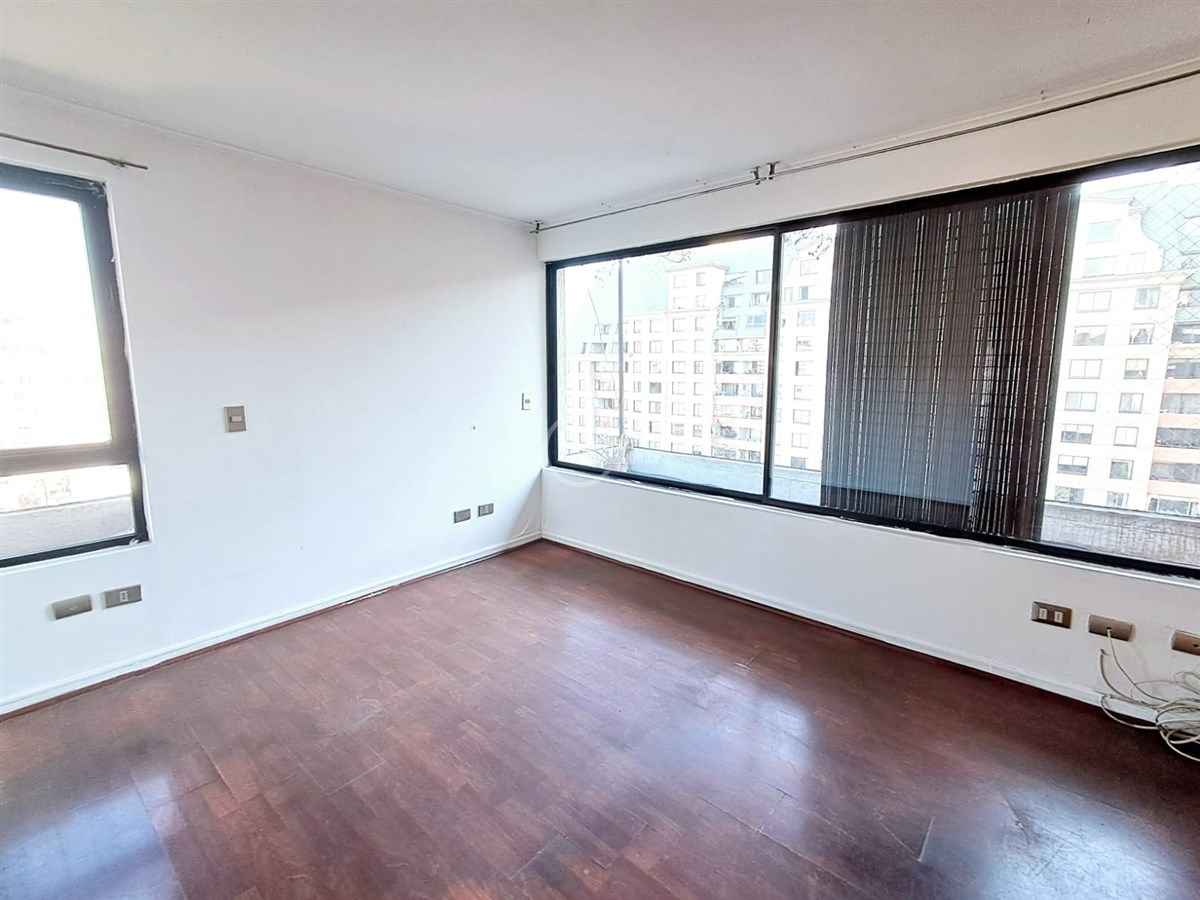   Departamento REMODELAR NP 3d y 3B Rotonda Atenas - Las Condes