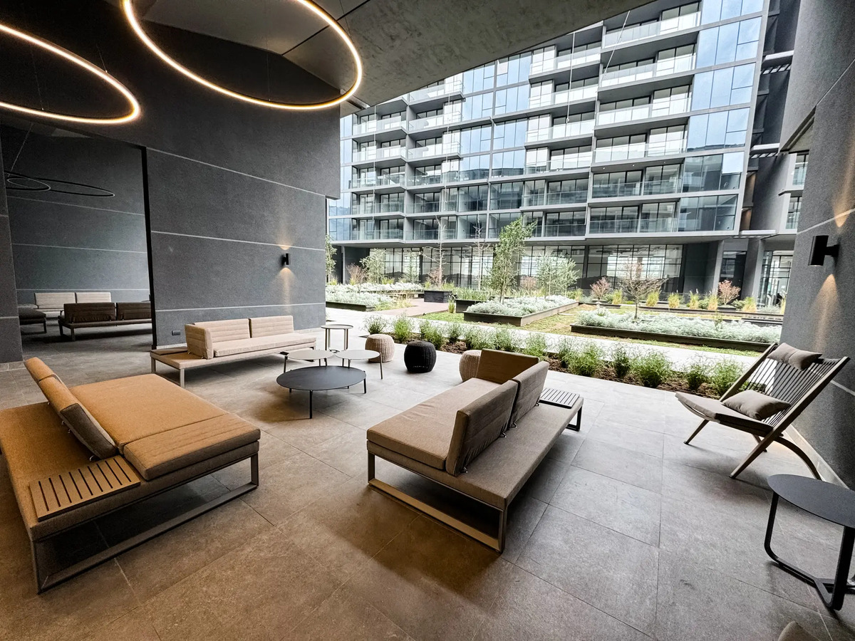 Arriendo departamento Penthouse Duplex 2D 2B + 2 Oficina - Vitacura Estoril