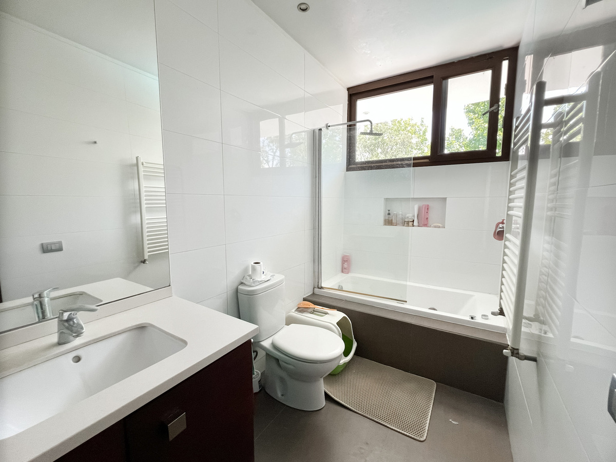 Venta Casa Arquitecto 4D 5B 3E Los Trapenses - Lo Barnechea