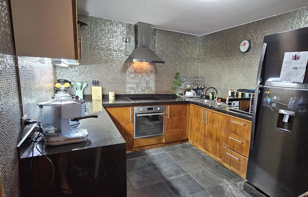 Casa antigua en Venta  4D 3B - Providencia
