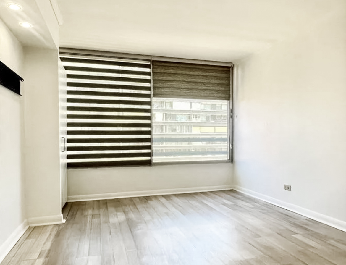 Venta Departamento 2D y 1B + servicio - Metro Manquehue