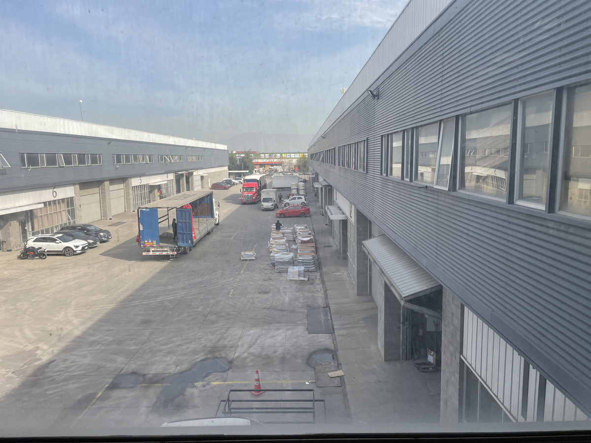 Arriendo Galpón Industrial 980 metros - Sector San Ignacio