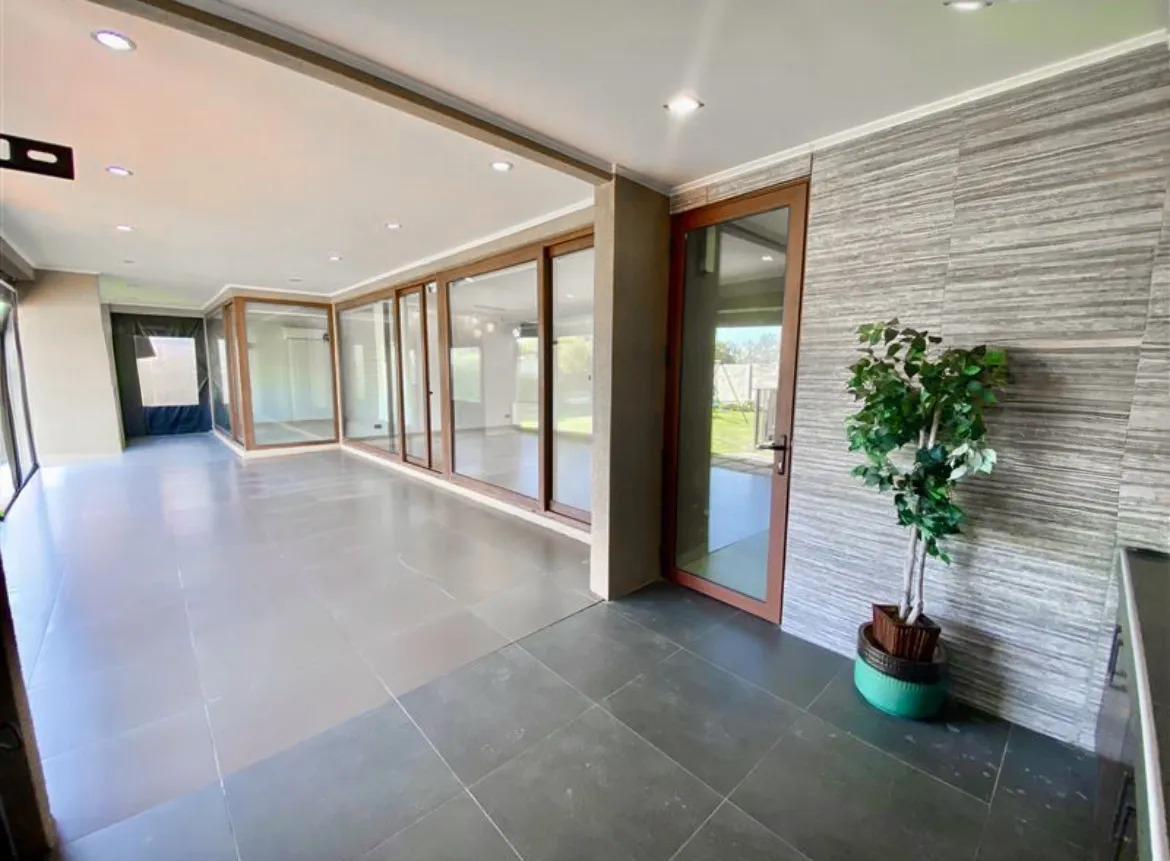 Venta Casa Mediterranea 4D y 4B Condominio Peumay&eacute;n Colina Santiago