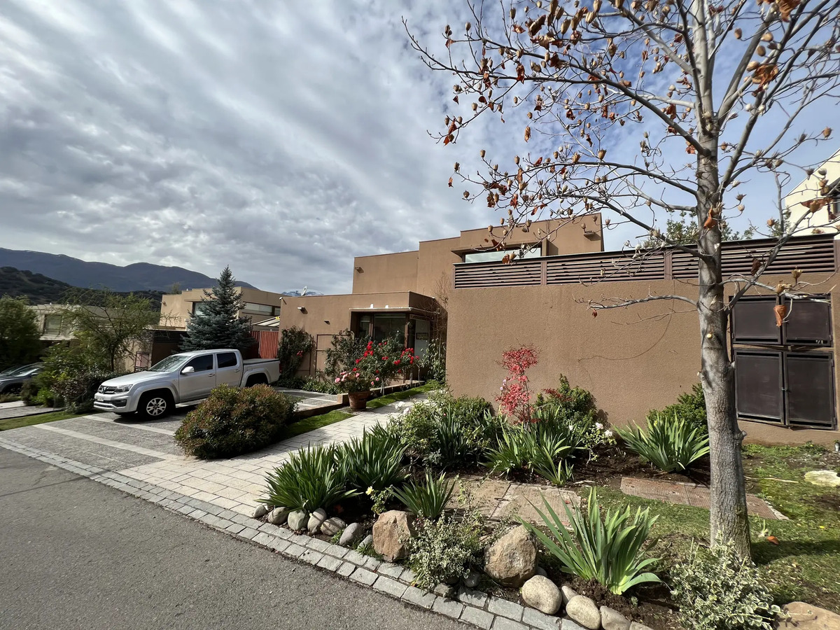 Venta Casa 5D 5B 3E Lo Barnechea