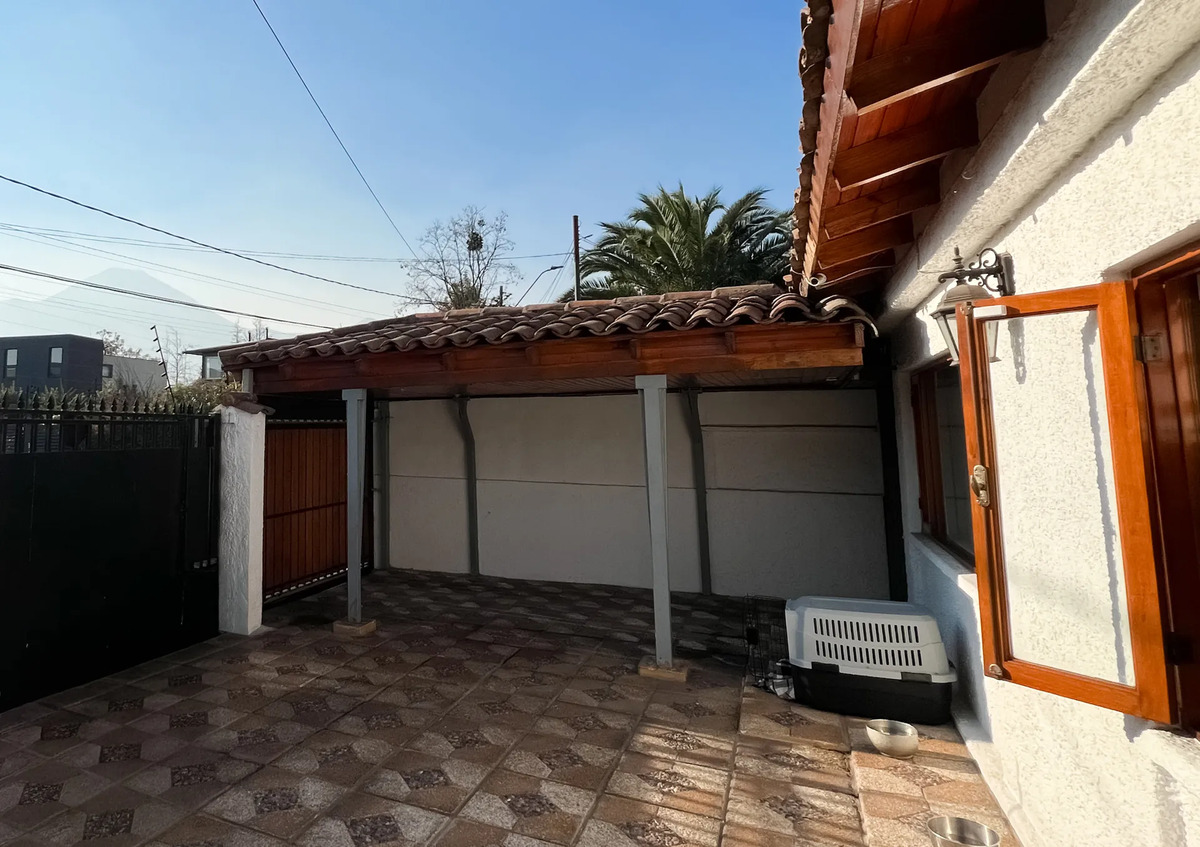 Venta Casa NP 4D + servicio Estadio Manquehue - Vitacura
