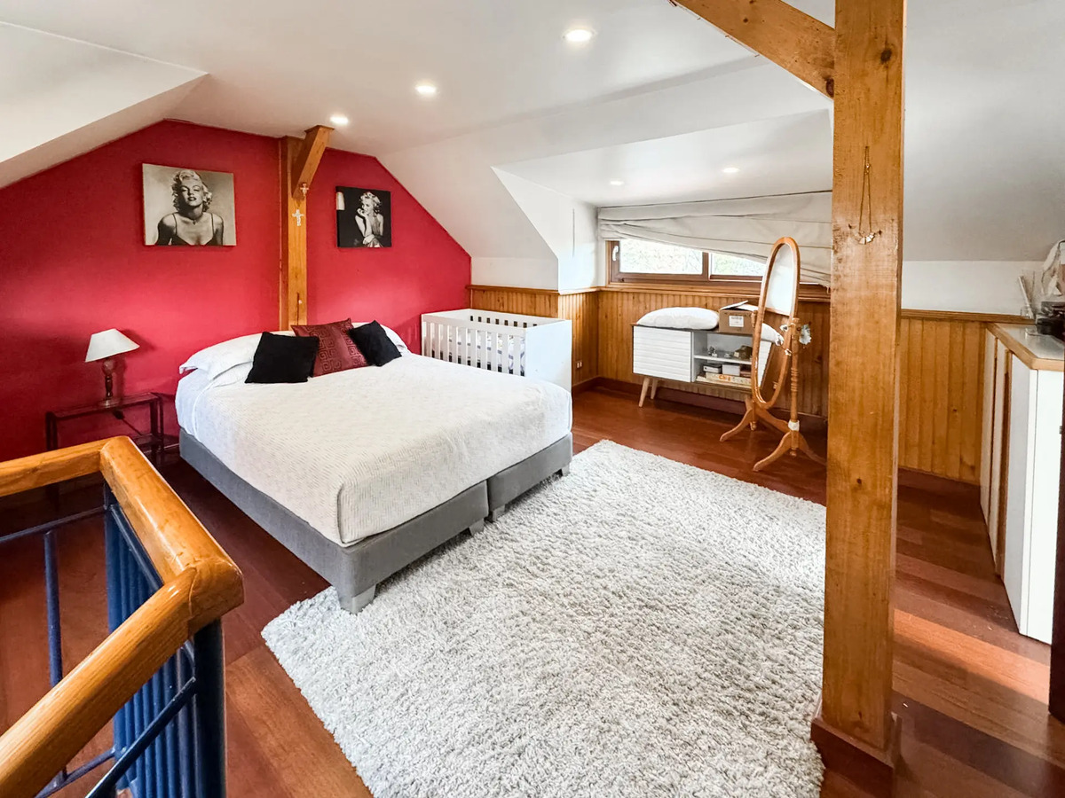 Venta Casa remodelada de 4D y 4B, &Ntilde;u&ntilde;oa 