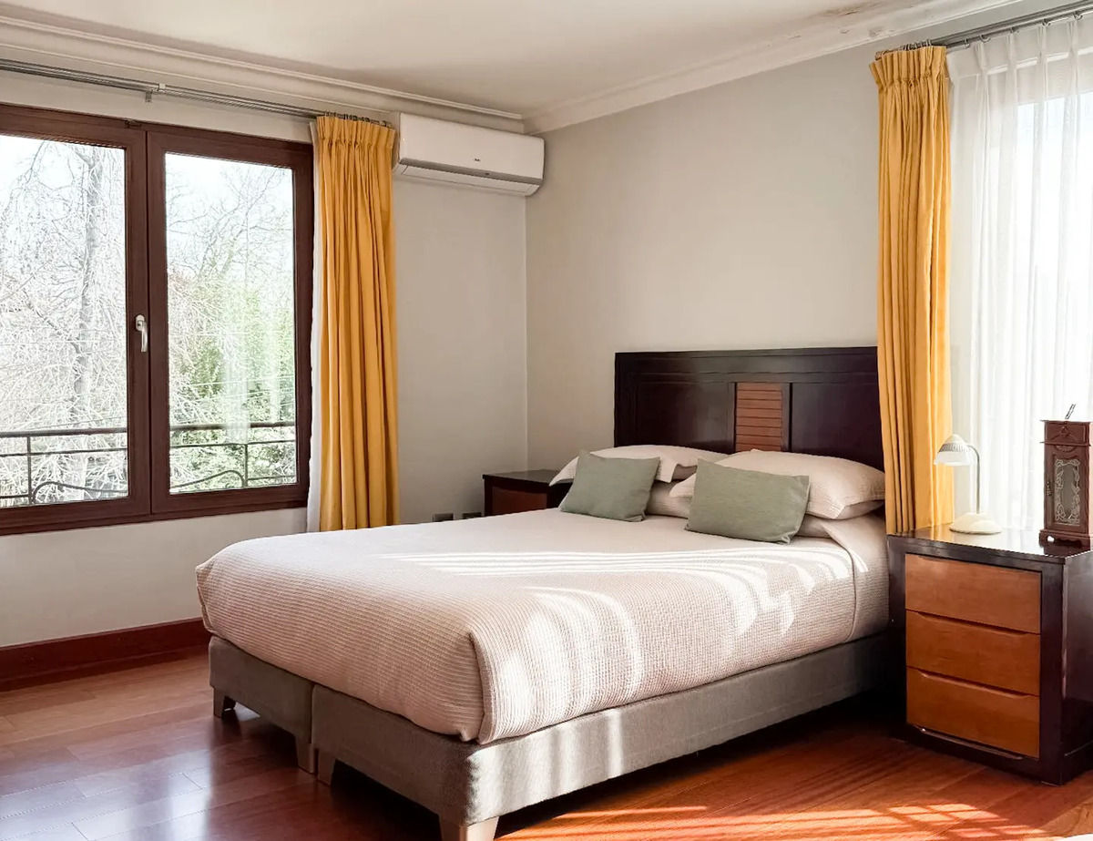 Venta Casa remodelada de 4D y 4B, &Ntilde;u&ntilde;oa 