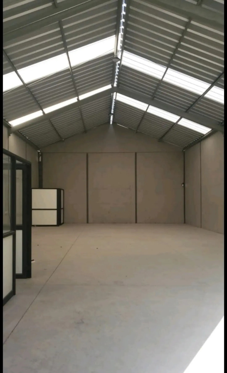 Arriendo Galp&oacute;n Industrial 200m2 con trif&aacute;sica - Pudahuel, Santiago