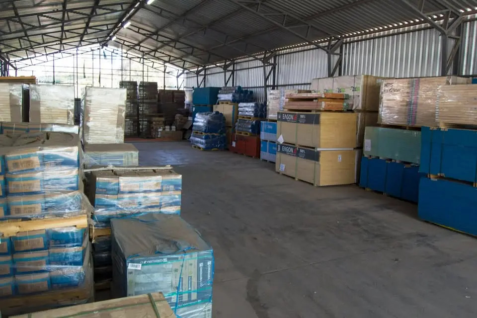 Arriendo Galp&oacute;n 250m2 Parque Industrial Buin - Santiago