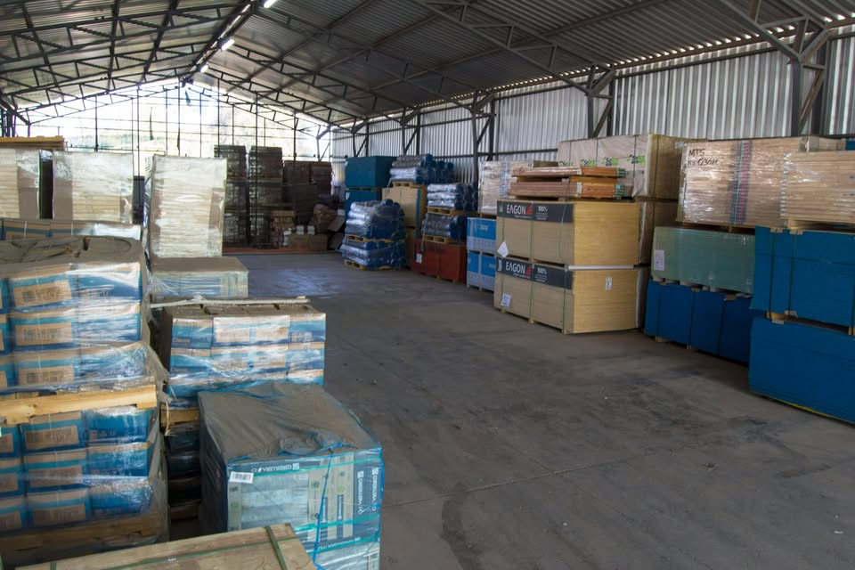 Arriendo Galp&oacute;n 250m2 Parque Industrial de Buin