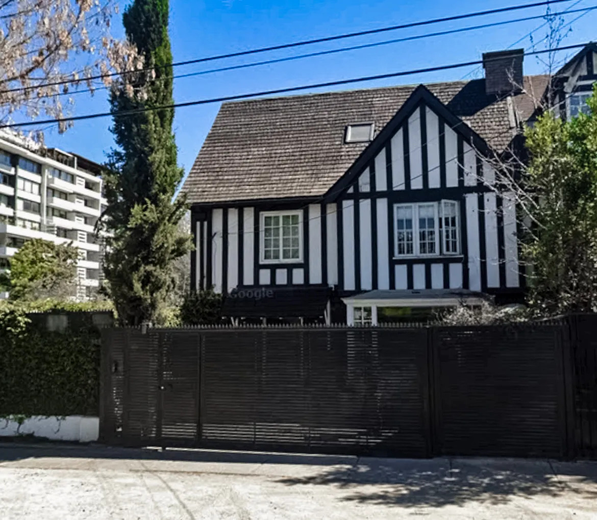 Venta Casa 4D + servicio Fco Aguirre - Vitacura