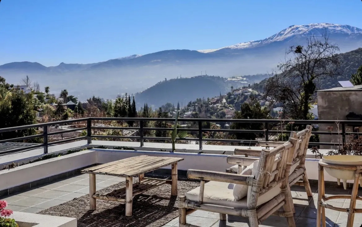 Venta Casa 9D 10B 6E 700m2 Quinchamal&iacute; - Las Condes