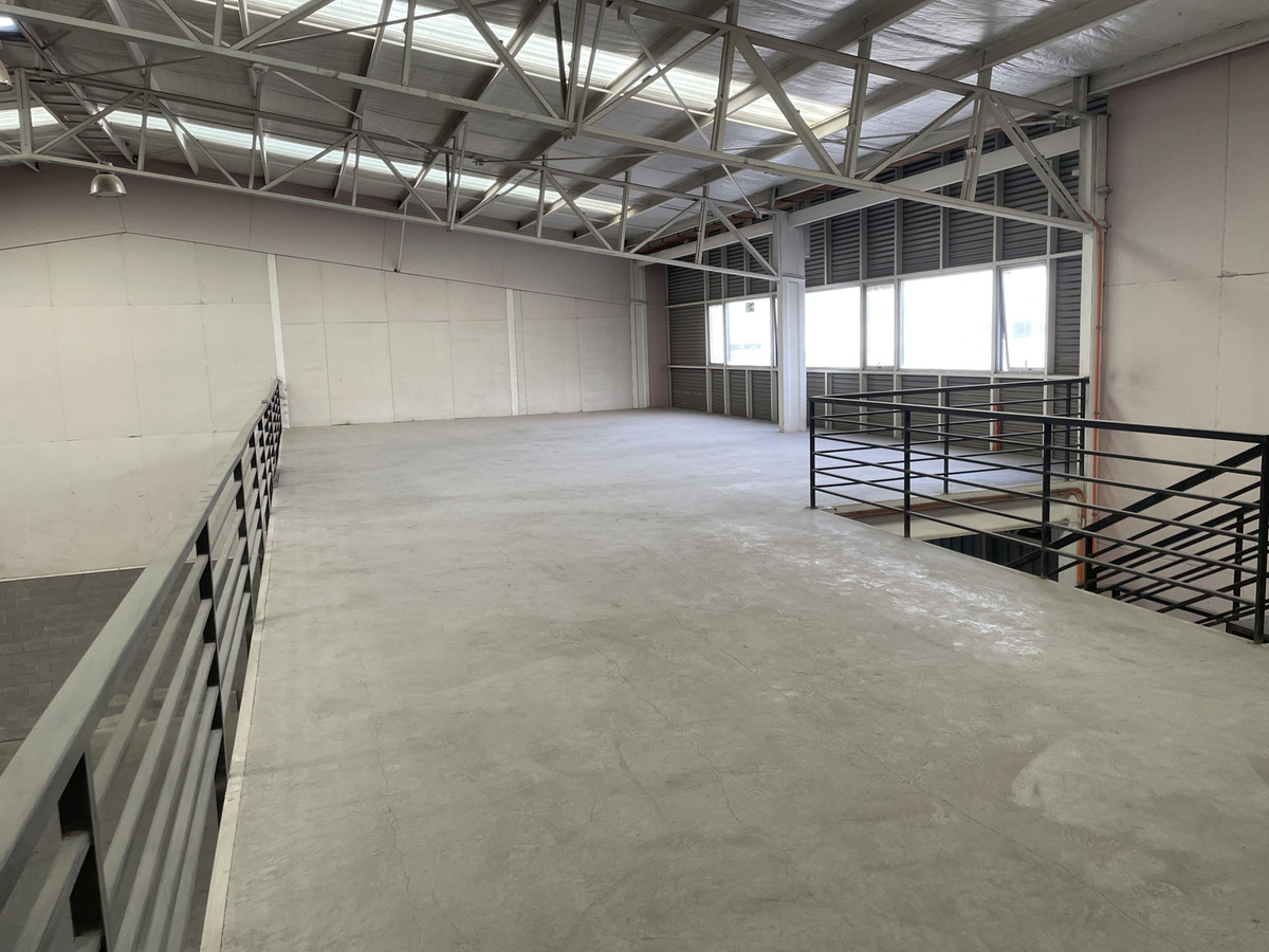 Arriendo Galpón Industrial 980 metros - Sector San Ignacio