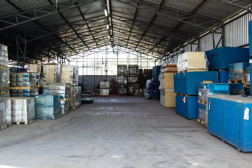 Arriendo Galp&oacute;n 250m2 Parque Industrial Buin - Santiago