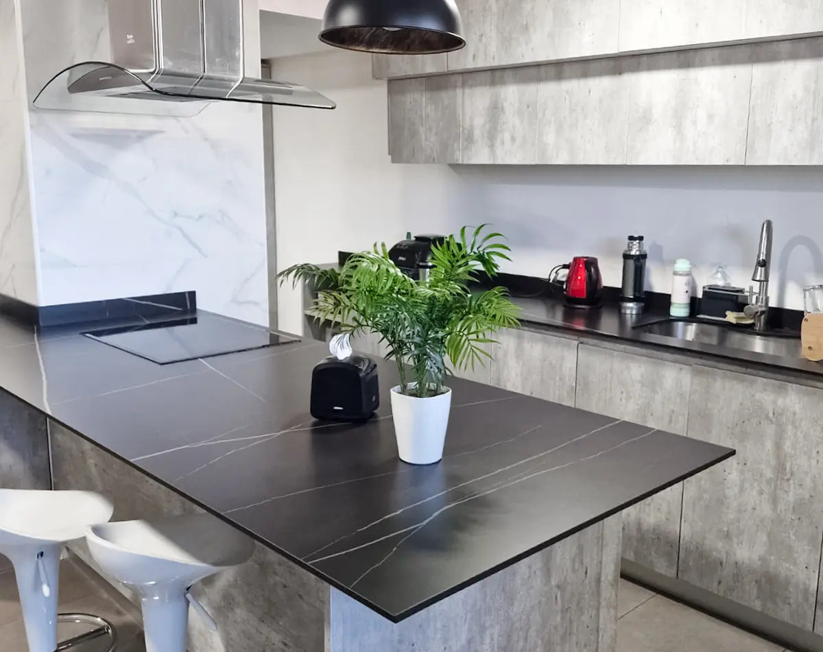 Arriendo Departamento Semi-equipado 3D 3B 2E - Parque Arauco, Vitacura