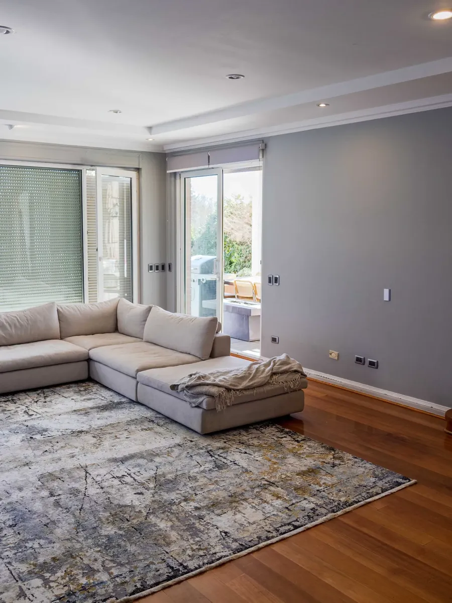 Arriendo Casa 9D 10B 6E 700m2 Quinchamal&iacute; - Las Condes