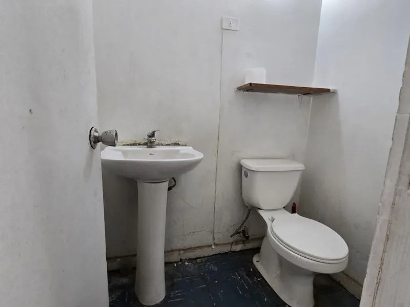 Local Comercial Pedro Montt con Freire - Valparaiso