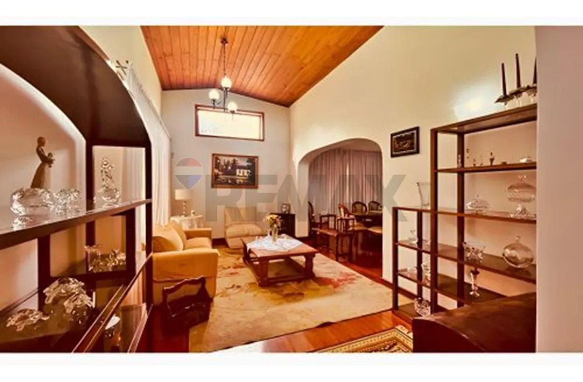 Venta Casa 6D y 3B Las Condes