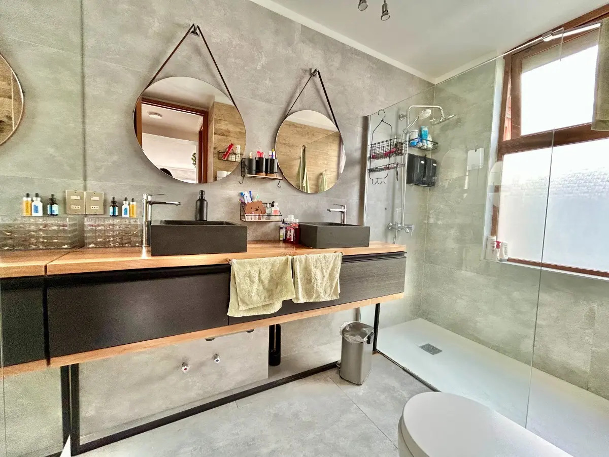  Venta Casa N 5D 4B 3E 2Bd La Dehesa - Lo Barnechea