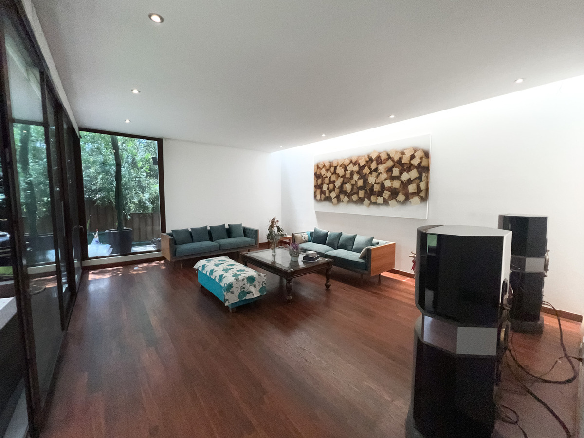 Venta Casa Arquitecto 4D 5B 3E Los Trapenses - Lo Barnechea