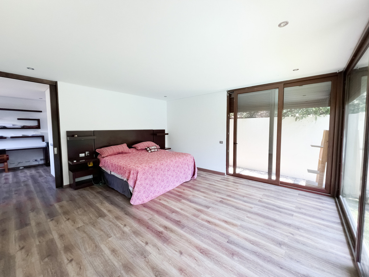 Venta Casa Arquitecto 4D 5B 3E Los Trapenses - Lo Barnechea