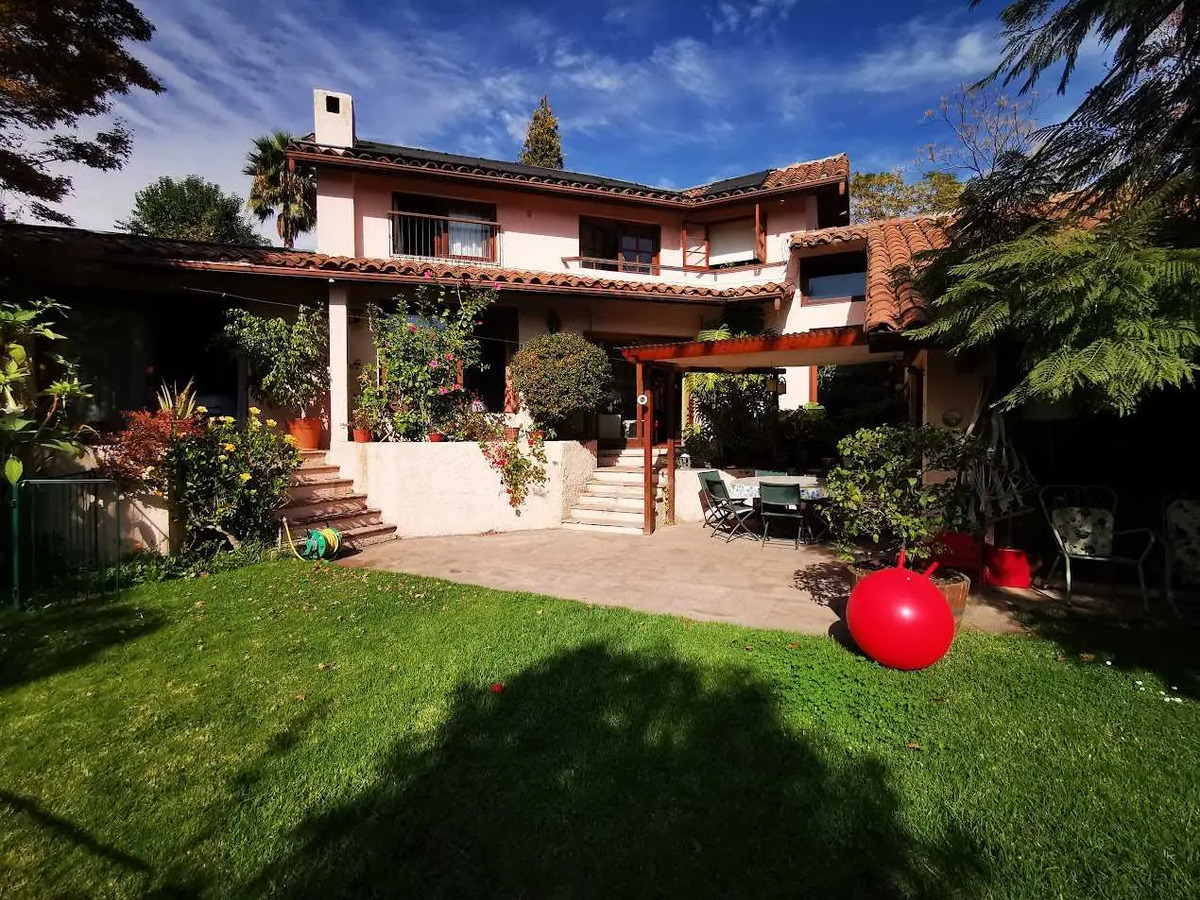 Casa Venta NP 5D 5B 2E 1Bd Los Dominicos - Las Condes