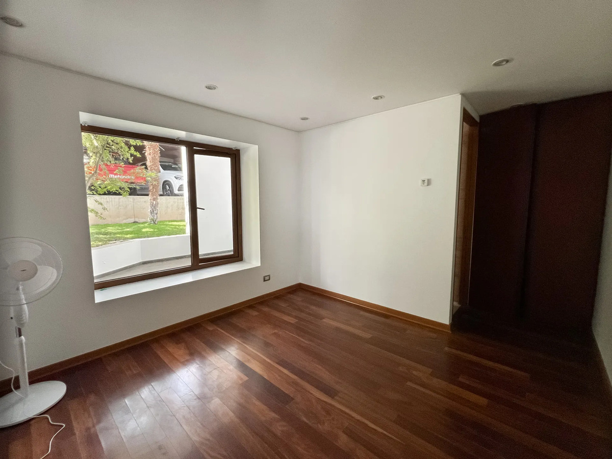 Arriendo gran Casa NP 5D  - Lo Barnechea