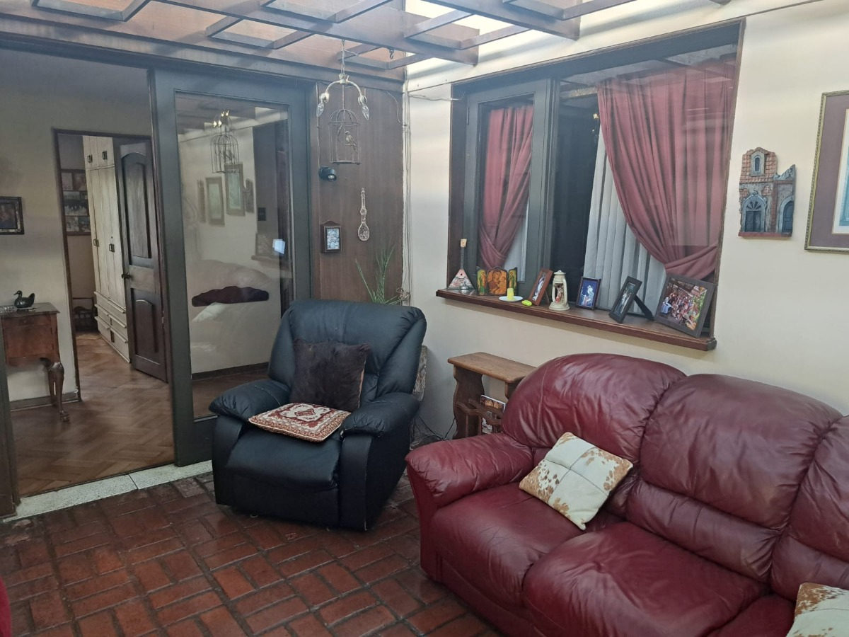 Casa antigua NO 5D 3B 6E 1Bd Metro Manquehue - Las Condes