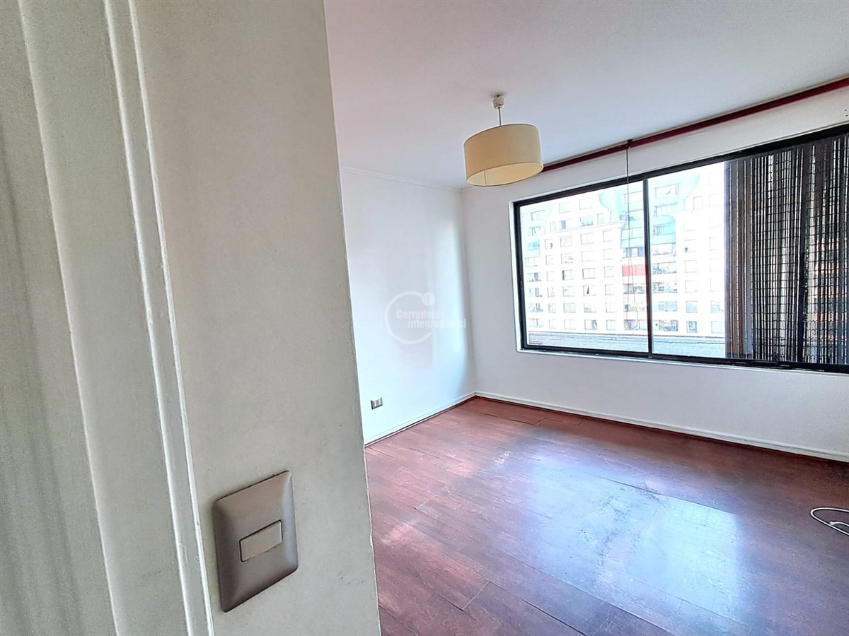   Departamento REMODELAR NP 3d y 3B Rotonda Atenas - Las Condes