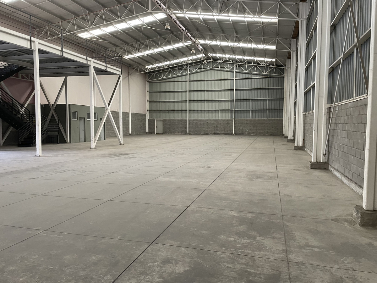 Arriendo Galpón Industrial 980 metros - Sector San Ignacio