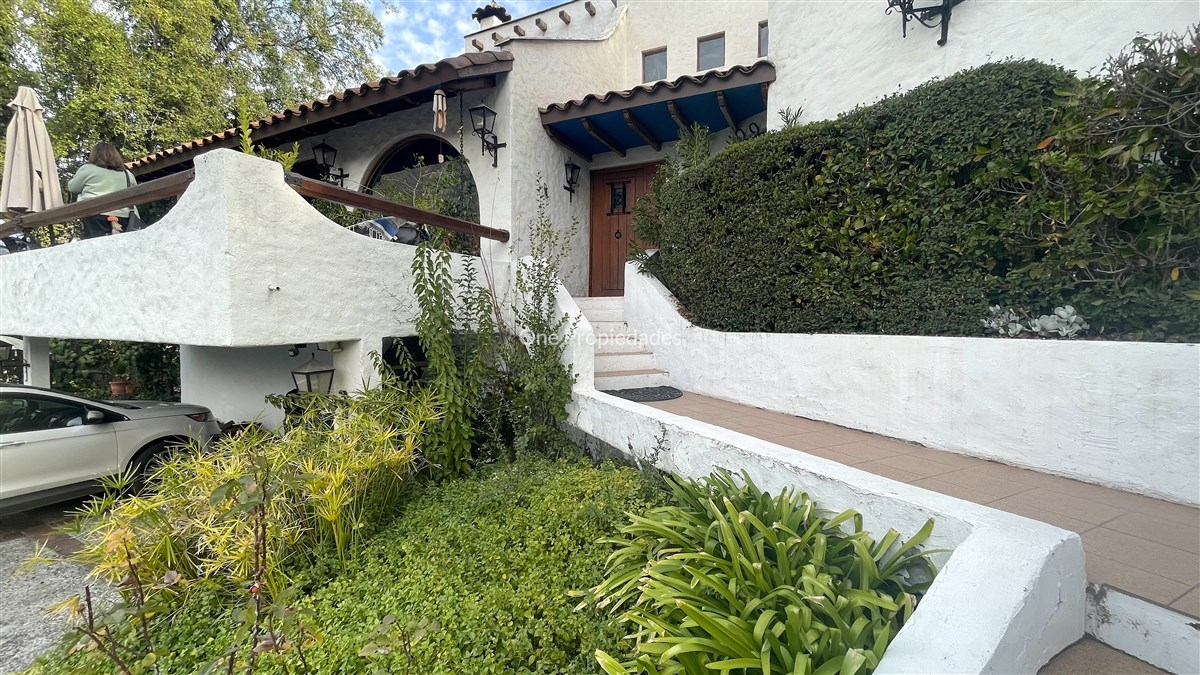   Casa NO 6D 7B 6E 427m2 El Array&aacute;n - Lo Barnechea